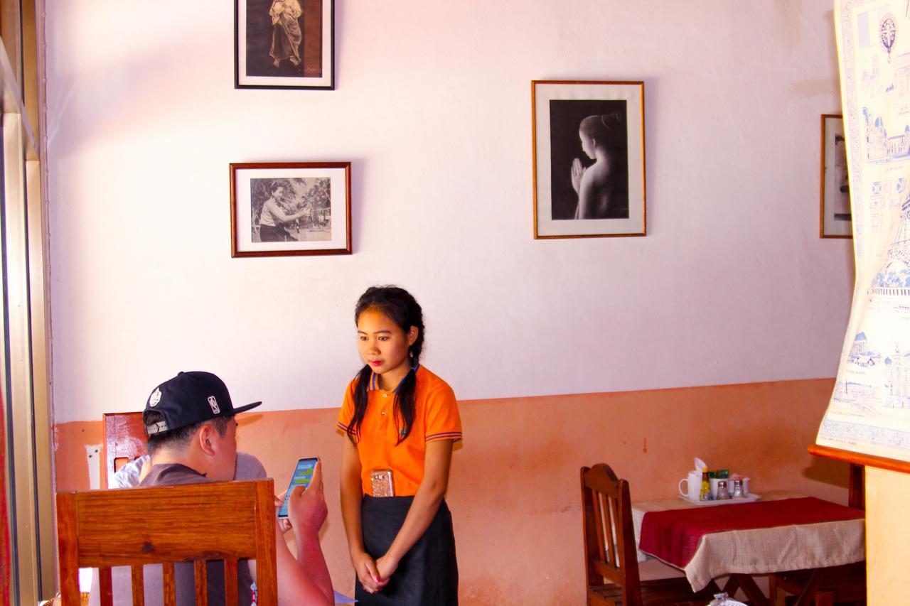 Croissant D'Or Guestroom By Avalon B&B Luang Prabang Dış mekan fotoğraf